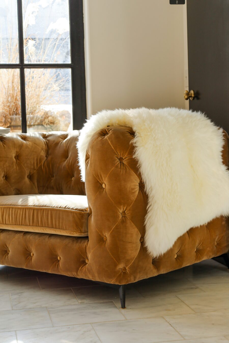 Natural sheepskin rug