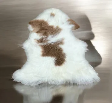 Rare breed sheepskin Winter white and brown